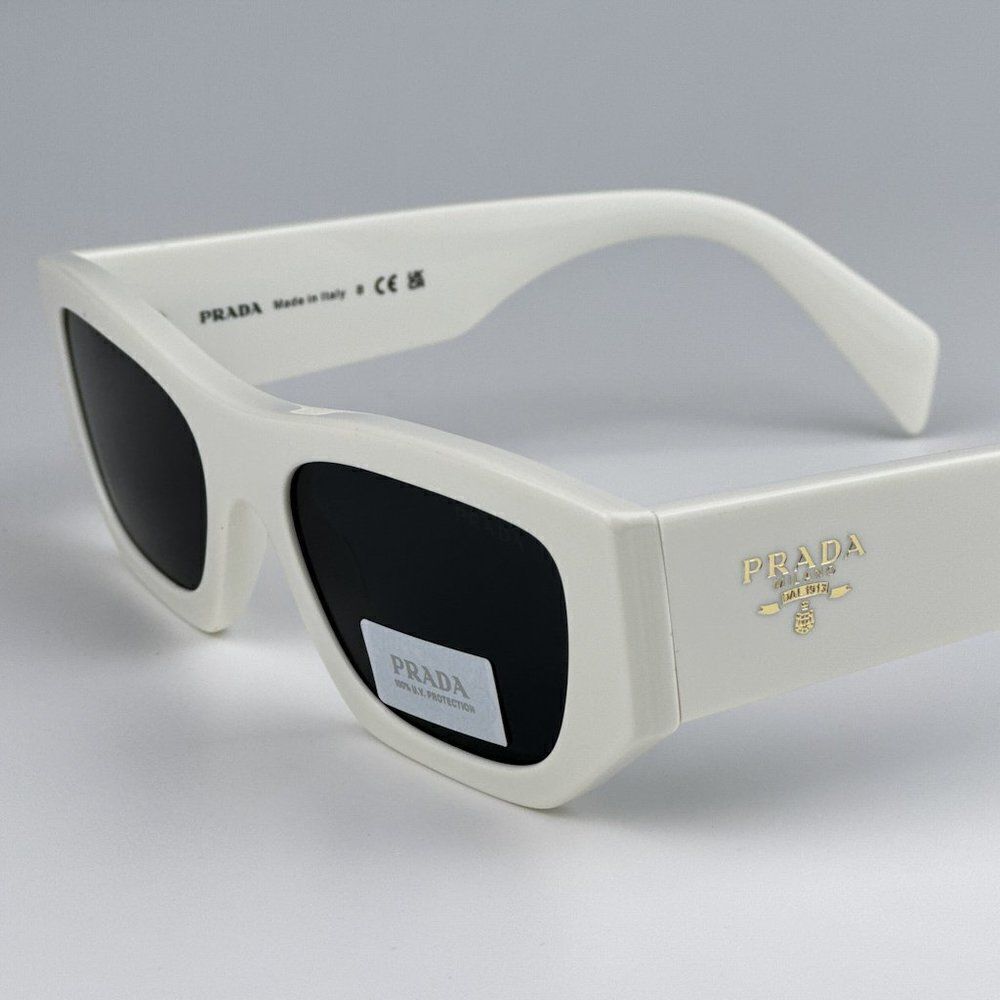 SALE! NEW Prada PRA01S 17K08Z White Grey Unisex Sunglasses PR A01S - Picture 8 of 11